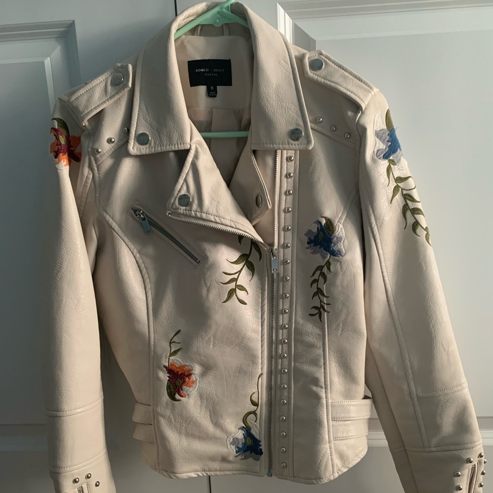 Gorgeous moto jacket by Romeo & Juliet!